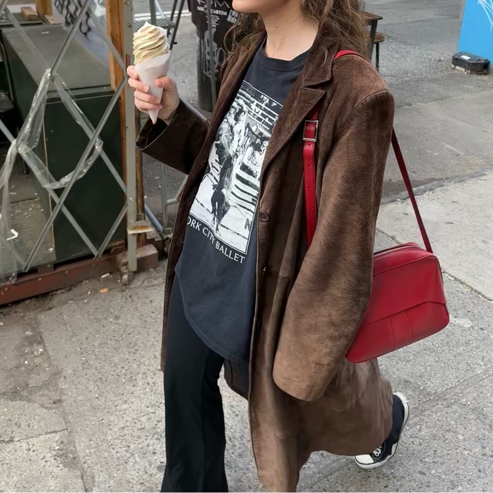 Meet your Posher, Charlotte